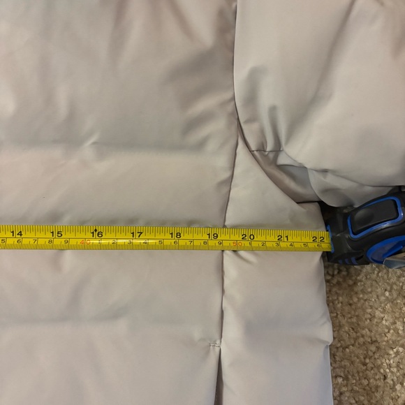 Uniqlo Windproof and Water Repellent Heavy Puffer Jacket Size Small Winter - Picture 7 of 8